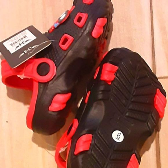 😍❤CHILDREN CLASSIC CLOGS SHOES - Picture 2 of 4